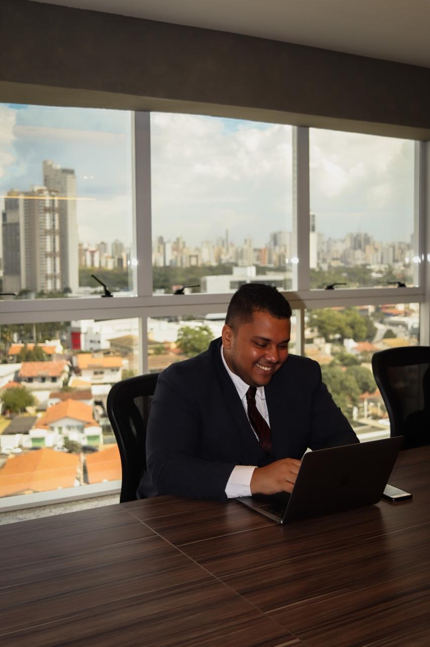 Dr. Maykon Fernandes de Oliveira